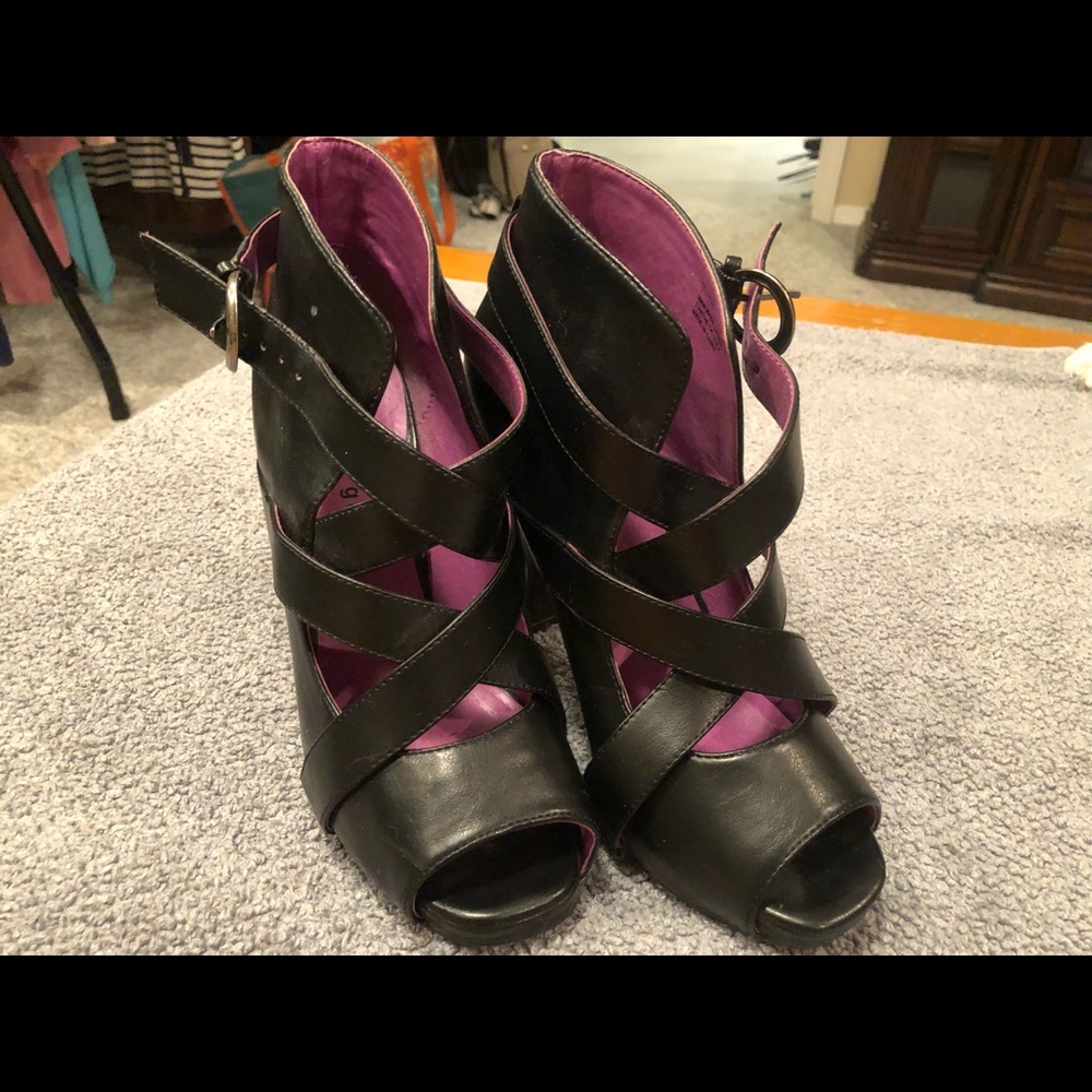 Black leather ankle boots
